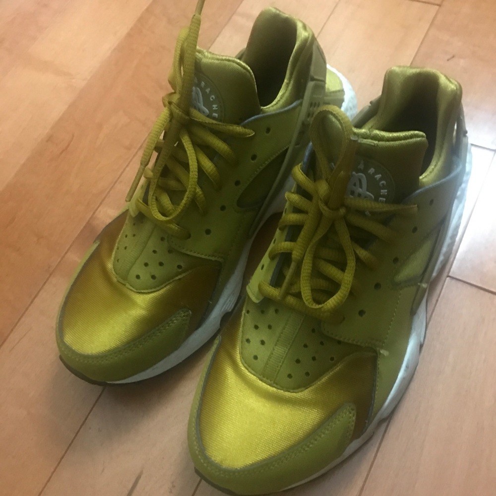 Nike Sneakers.